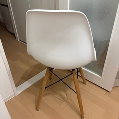 ダイニングチェアの画像