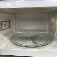 【ドリーム川西店御来店限定】☆ジモティー見たよ♪割引☆東芝　電子レンジ　MFM-S17A  2019年製／クリーニング済み【2125560000022224】の画像