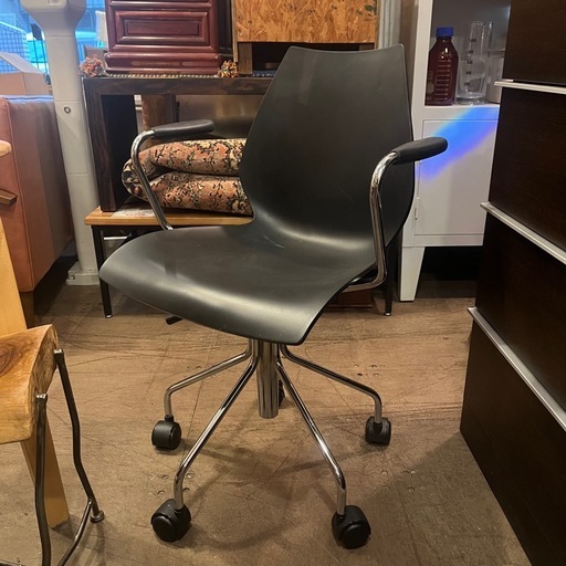 カルテル マウイチェア アーム ダイニング ミッドセンチュリー ポスト