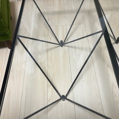 ガラステーブルの画像