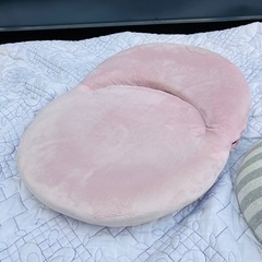 無料　ピンク色座椅子の画像