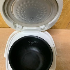 ✅NEOVEジャー炊飯器 ✅ ✅RRS-AM30WT✅ の画像