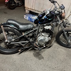スズキ グラストラッカー NJ47A 
不動車の画像