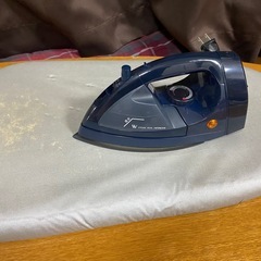 アイロン、アイロン台セットの画像