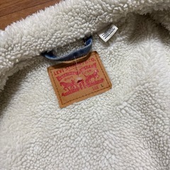 リーバイスデニムジャケットの画像