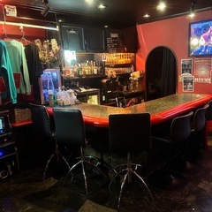 高収入！BAR  Lounge スタッフ急募！飲んで歌って楽しくお仕事♪の画像