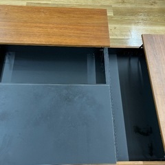 【軽トラ90分貸し出しサービス】BoConcept コーヒーテーブルの画像