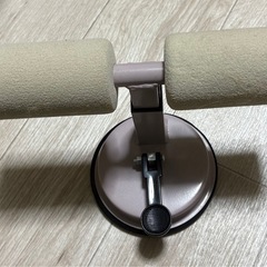 トレーニング腹筋補助機マシーンの画像