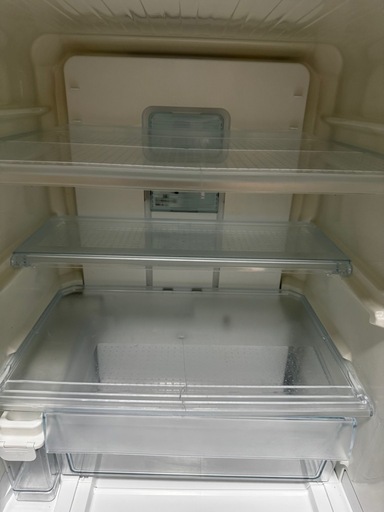 冷蔵庫339l