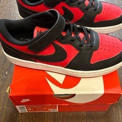 (お取引中)NIKE ジュニアスニーカーの画像
