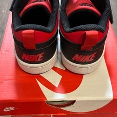(お取引中)NIKE ジュニアスニーカーの画像