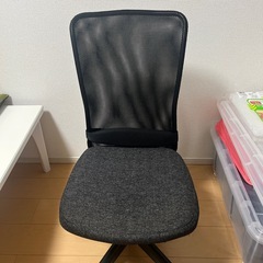 椅子、チェアの画像