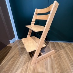 【トレファク神戸南店】STOKKE キッズチェア【取りに来られる方限定】の画像