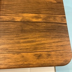 56〜84cm高
さ調整可能　大きいテーブルの画像