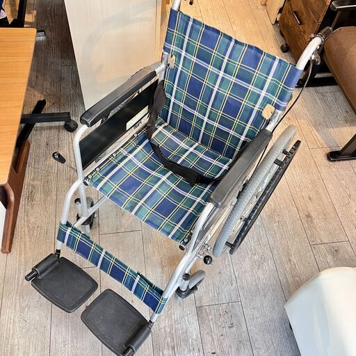 カワムラサイクル 自走・介助 両用 車いす 車椅子 100kgまで 背折れ折りたたみ式 ★買取帝国 志木店