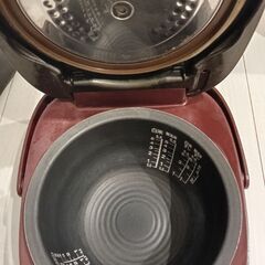 【受付終了】東芝 炊飯器 RC10-VRE3 5.5合の画像