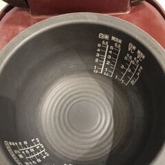 【受付終了】東芝 炊飯器 RC10-VRE3 5.5合の画像