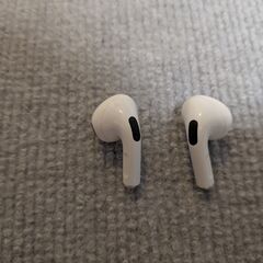 Apple　AirPods Pro　ワイヤレスイヤホンの画像