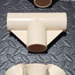 差し上げます💡　イレクターパイプのジョイントの画像