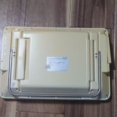 ポータブルDVDプレイヤー　9インチモニター付き（リモコン･アダプター付き）の画像