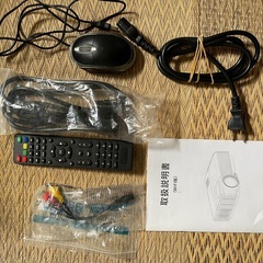 🇯🇵 EUG Wi-Fi デジタルLEDプロジェクター（フルHD対応）美品の画像