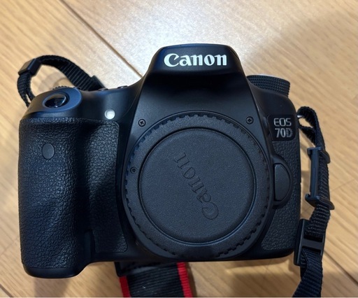一眼レフ　カメラ　CANON EOS 70D