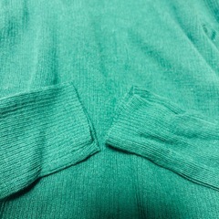 UNIQLO/Ssize/ダークグリーン/タートルネック/セーターの画像