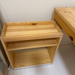 無印良品　学習机奥58✖️幅86✖️高70の画像