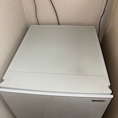 シャープ冷蔵庫SJ-D15H-Wの画像