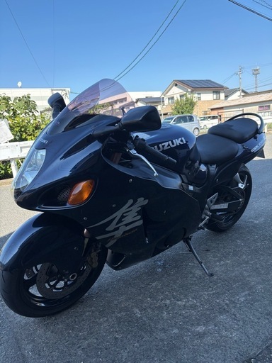 スズキ　隼　　1300cc