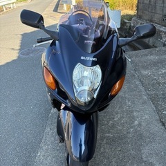 スズキ　隼　　1300cc
の画像