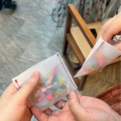 リボンシャワー 容器  結婚式の画像