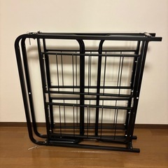 折りたたみシングルベッドフレーム（使用期間8ヶ月）の画像