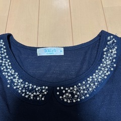 襟元パール　薄手セーター差し上げますの画像