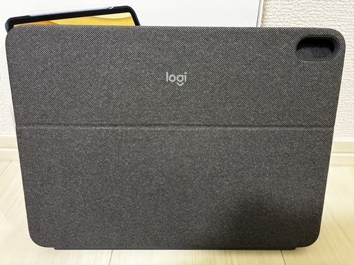 【中古】Logicool iPad Air 10.9インチ 第5世代 第4世代 対応 トラックパッド付き キーボード一体型ケース Combo Touch iK1095GRA