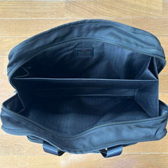 tumi ビジネスバッグの画像