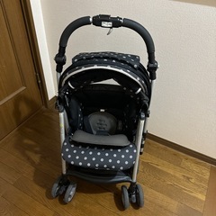 combi コンビ ベビーカー ボニートの画像