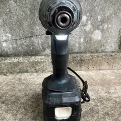 マキタ　インパクトドライバー　14.4Vの画像