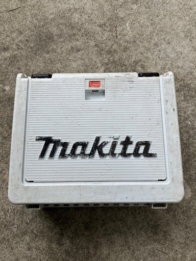 マキタ　インパクトドライバー　14.4V