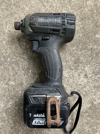 マキタ　インパクトドライバー　14.4V