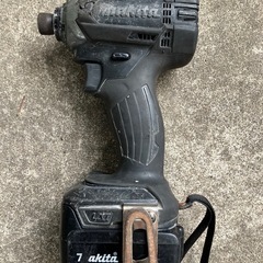 マキタ　インパクトドライバー　14.4Vの画像
