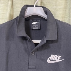 NIKE ナイキ　メンズ　半袖ポロシャツ　黒　サイズLロゴ刺繍 NIKE ナイキ ポロシャツ ブラック 黒 半袖 コットン100の画像