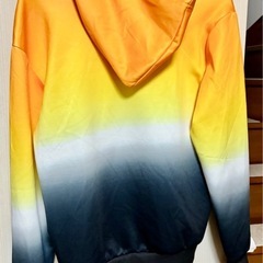 オレンジ～のグラデーションパーカーの画像