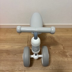 ディーバイク　ホワイトの画像