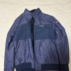 TOMMY HILFIGER リバーシブルジャケットの画像