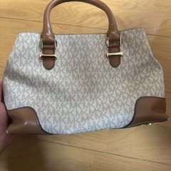 MICHEAL KORSばバッグの画像