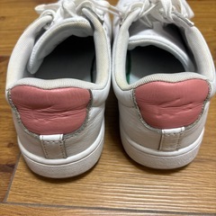 お取り引き中❌LACOSTE スニーカー23cmぐらいの画像