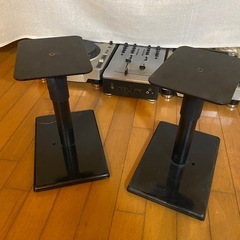 モニタースピーカースタンド　djの画像