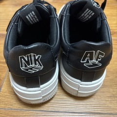 お取り引き中❌NIKE✯黒の厚底スニーカーの画像