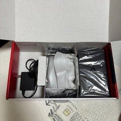 【美品】Nintendo Switch 本体 グレー　新モデル　おまけ付きの画像